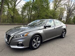 2020 Nissan Altima Sv All-Wheel-Drive photo 1