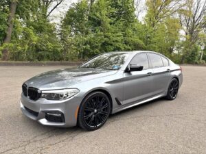 2018 BMW 540i xDrive M-Sport photo 1