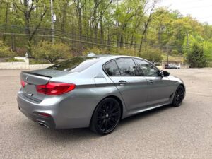 2018 BMW 540i xDrive M-Sport photo 11