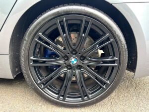 2018 BMW 540i xDrive M-Sport photo 19