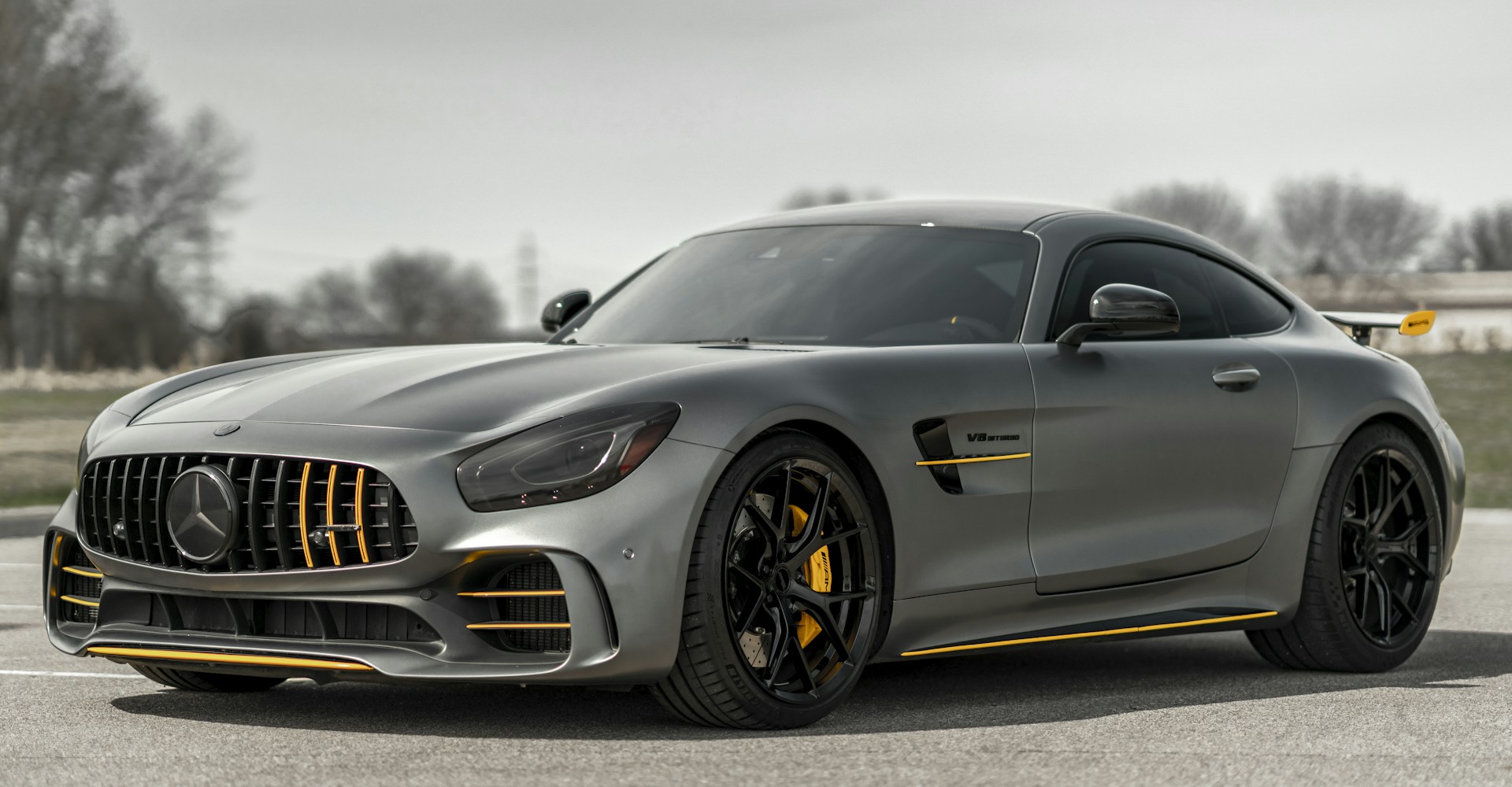 Mercedes-Benz luxury car - Foreign Aid Auto Inc Mercedes repair in Montclair NJ