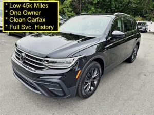 2022 Volkswagen Tiguan SE photo 1