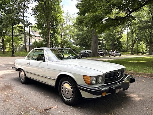 1987 Mercedes-Benz 560SL Roadster for sale at Foreign Aid Inc, Upper Montclair NJ
