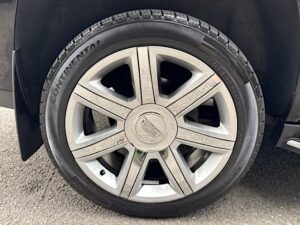 2019 Cadillac Escalade Luxury photo 10